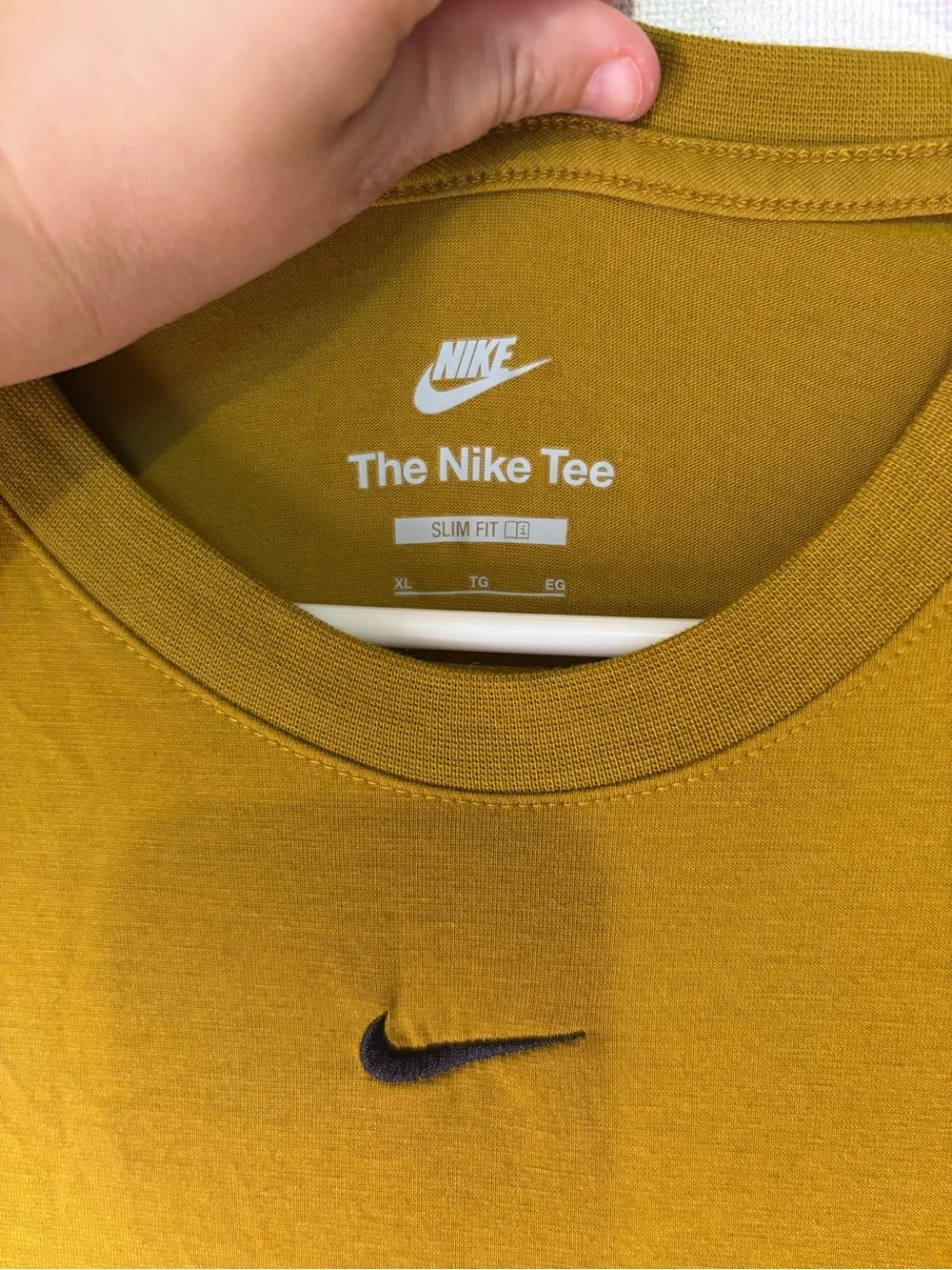 Nike Women's Cropped Crew T-Shirt - Mustard Yellow